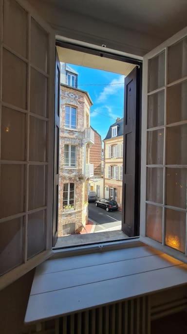 Beau Studio A 30M De La Plage / Beautiful Studio 30M From The Beach Trouville-sur-Mer Buitenkant foto